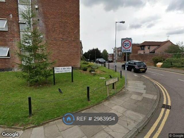 Old Bedford Road, Luton LU2, 2 bed flat to rent, £1,200 pcm | PrimeLocation