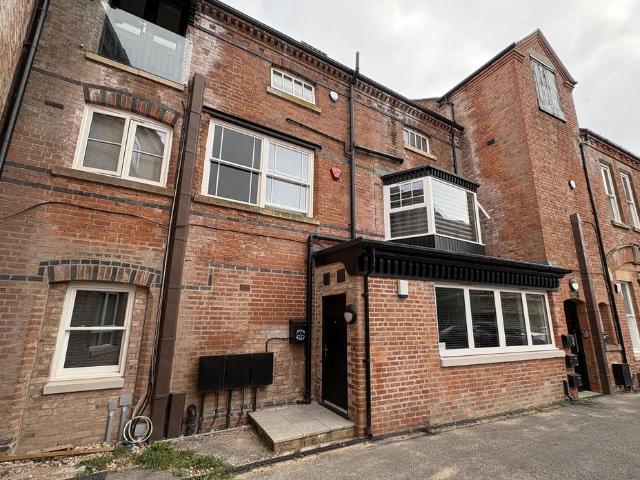 Old Brewery Yard, Kimberley NG16 2 bed apartment to rent £1,000 pcm £231 pw