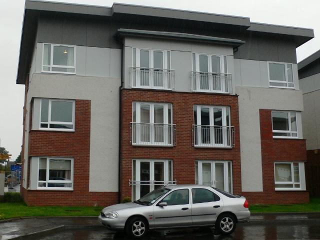 Old Brewery Lane, Alloa FK10, 2 bed flat to rent, £875 pcm | PrimeLocation
