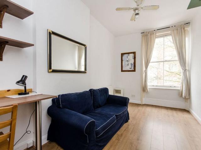 Old Brompton Road, Earls Court, London SW5, 2 bed flat to rent, £5,417 pcm | PrimeLocation