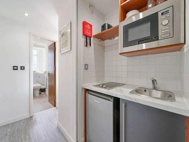 Old Brompton Road, Floor: 3 | Studio apartment for rent #172280248 | Rentberry