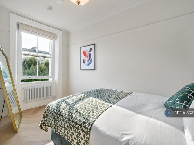 Old Brompton Road, London, SW5 1 bed in a flat share to rent £1,900 pcm £438 pw
