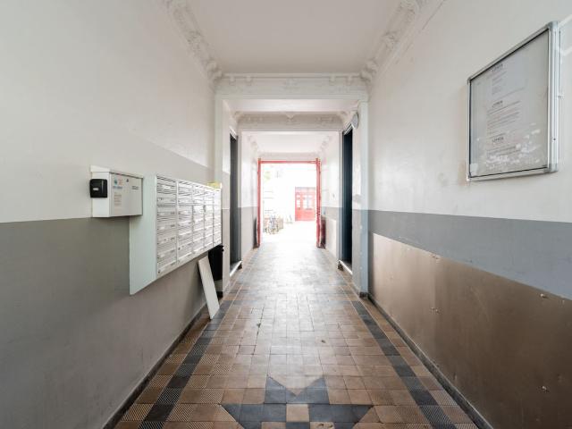 Old building apartment 3 rooms in Kreuzberg, Berlin, Berlin Amsterdam Apartments for Rent