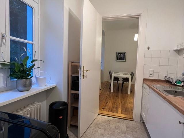 Old building * Kreuzberg * Bergmann Kiez * stylish & luxury Appartement * U Station Mehringdamm * near Tempelhof Field *, Berlin Amsterdam Apartments for Rent