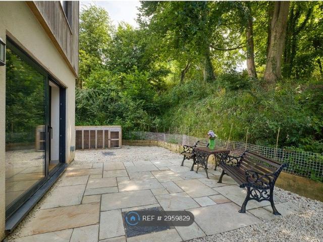 Old Garden, Bruton BA10, 4 bed end terrace house to rent, £1,980 pcm | PrimeLocation