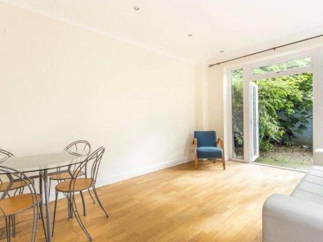Old Dairy Mews, Camden, London, NW5 3 bed house to rent £3,750 pcm £865 pw