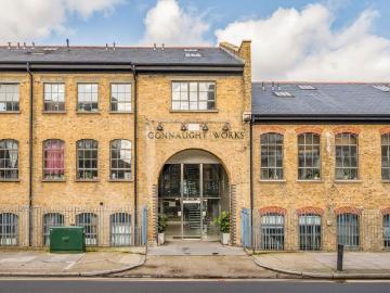 Old Ford Road, London E3 1 bed flat to rent £2,300 pcm £531 pw