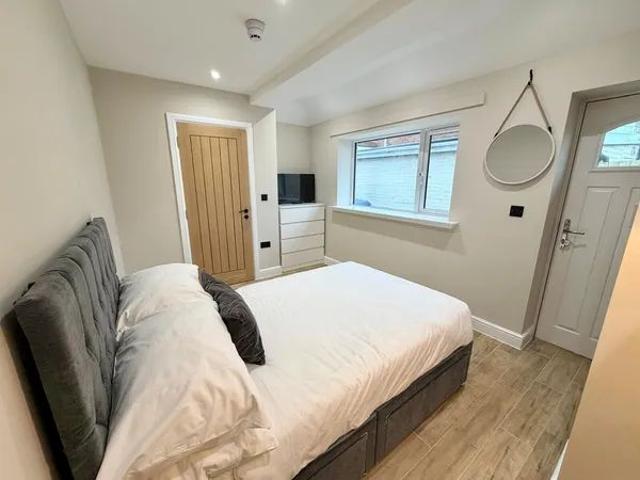 Old Fallow Road, Cannock, WS11, Property for rent