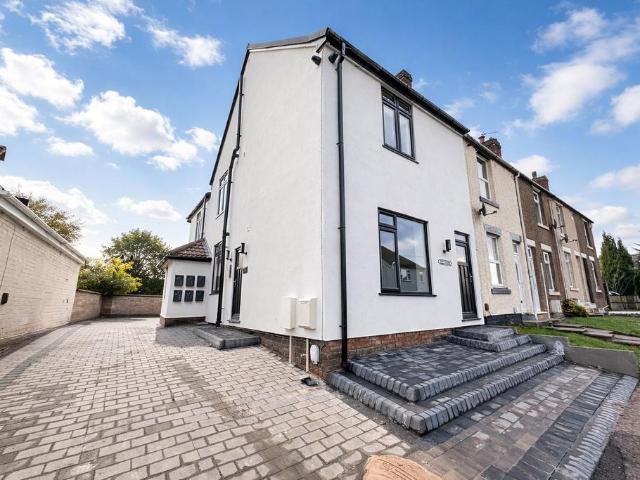 Old Fallow Road, Cannock, WS11 1 bed in a house share to rent £800 pcm £185 pw