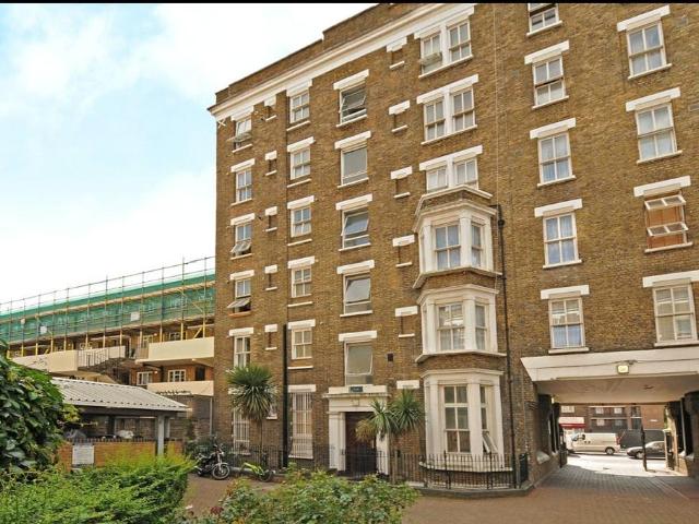 Old Kent Road, London SE1 2 bed flat to rent £2,300 pcm £531 pw