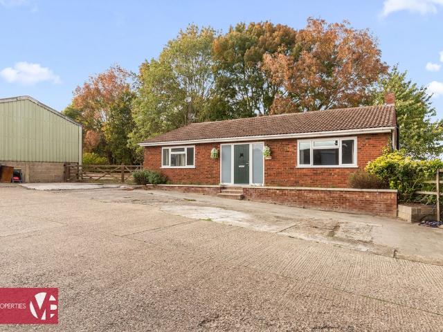 Old House Farm Old House Lane, Nazeing EN9, 3 bed bungalow to rent, £1,800 pcm | PrimeLocation