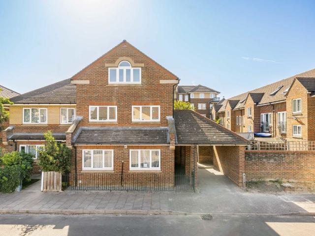 Old Hospital Close, Balham SW12, 6 bed property to rent, £5,950 pcm | PrimeLocation