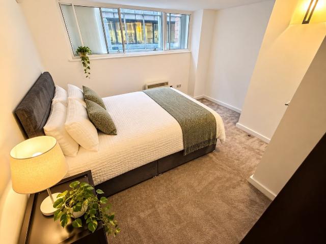 Old Hall Street L3, 2 bed flat to rent, £1,350 pcm | PrimeLocation
