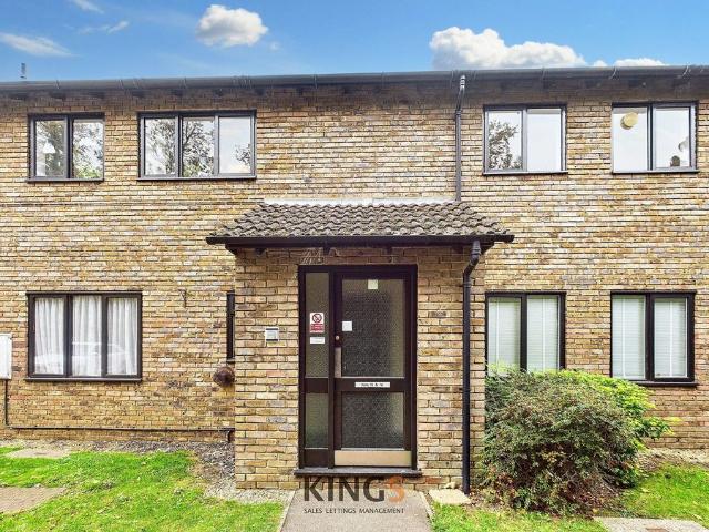 Old Hertford Road, Newlands Old Hertford Road AL9, 2 bed flat to rent, £1,550 pcm | PrimeLocation