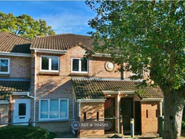 Old Oak Gardens, Berkhamsted HP4, 1 bed flat to rent, £1,395 pcm | PrimeLocation