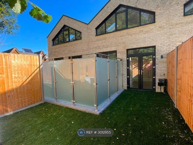 Old Lodge Lane, Purley CR8, 3 bed terraced house to rent, £2,500 pcm | PrimeLocation
