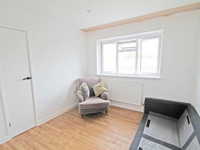 Old London Road, Patcham BN1, Studio to rent, £750 pcm | PrimeLocation
