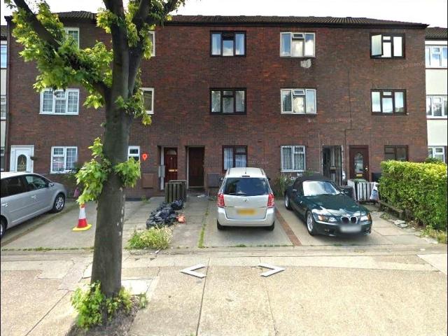 Old Montague Street, London, E1 5NA, United Kingdom | 6 bed townhouse for rent #133646568 | Rentberry
