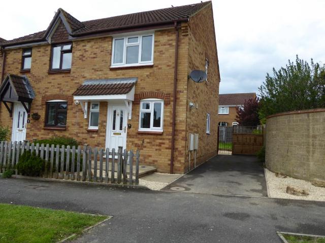Old Market, Martock, Somerset, TA12 2 bed semi detached house to rent £1,150 pcm £265 pw
