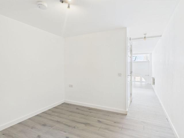 Old Market Street, Thetford IP24, 1 bed flat to rent, £700 pcm | PrimeLocation