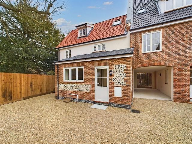 Old Market Street, Thetford IP24, 3 bed town house to rent, £1,550 pcm | PrimeLocation