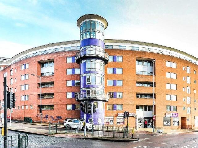 Old Snow Hill, Birmingham, West. 1 bed flat to rent £775 pcm £179 pw