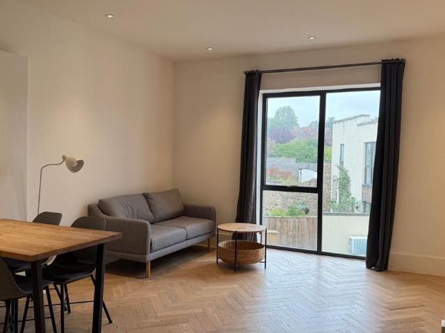 Old School Close, Bristol BS6, 2 bed flat to rent, £2,400 pcm | PrimeLocation