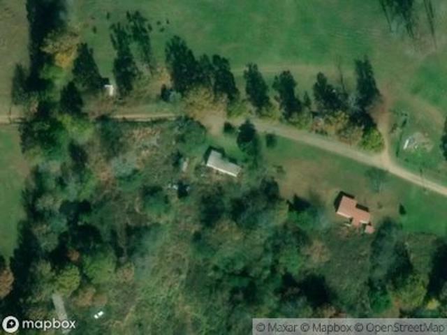 Old Schoolhouse Ln