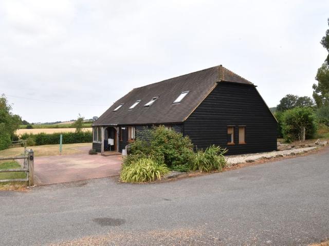 Old Shelve Farm, Ashford Road, Lenham ME17, 3 bed detached house to rent, £2,000 pcm | PrimeLocation