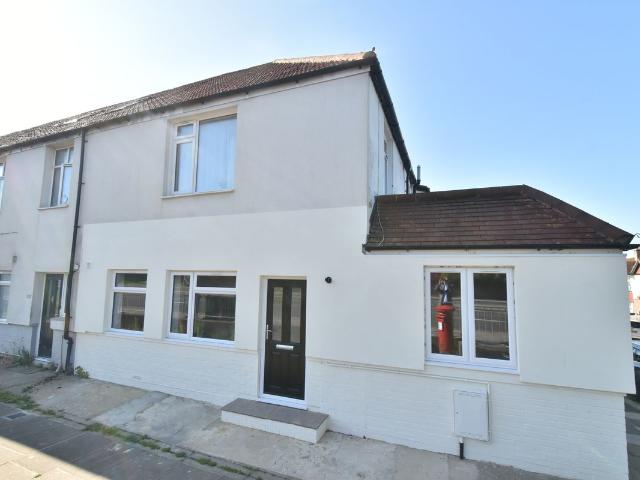 Old Shoreham Road, Hove BN3, 1 bed flat to rent, £1,100 pcm | PrimeLocation