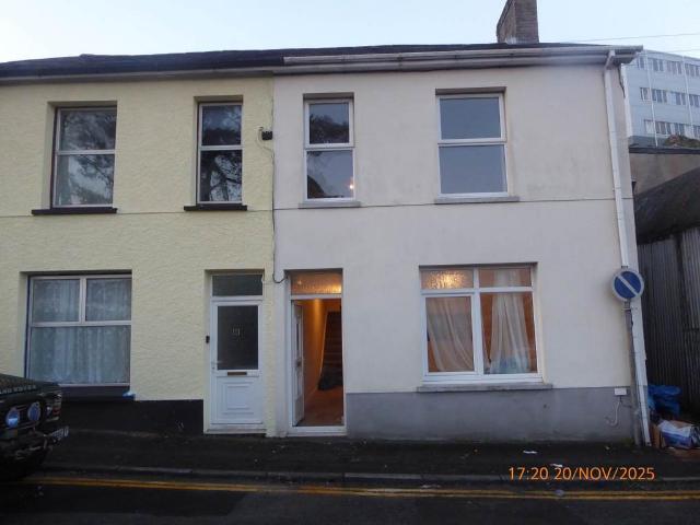 Old Station Road, Carmarthen, 2 bed house to rent £775 pcm £179 pw