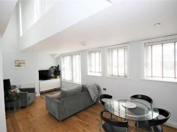 Old Steine, Brighton 1 bed apartment to rent £2,000 pcm £462 pw