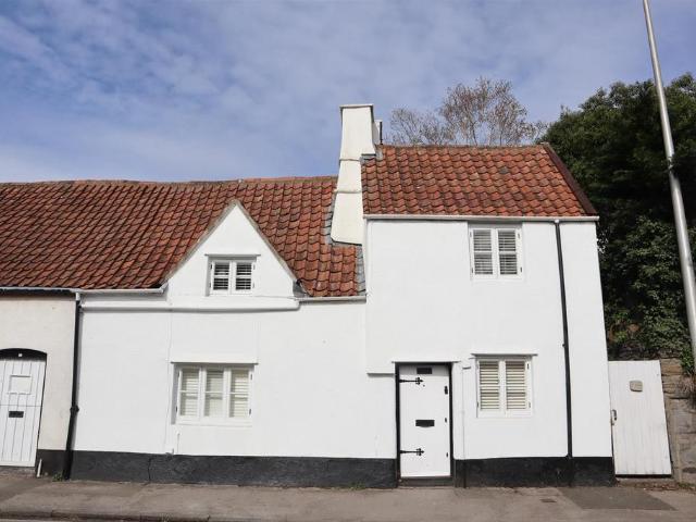 Old Street, Clevedon BS21 3 bed house to rent £1,350 pcm £312 pw