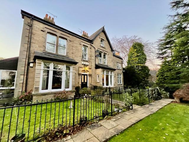 Old Park Road, Leeds LS8, 2 bed flat to rent, £950 pcm | PrimeLocation