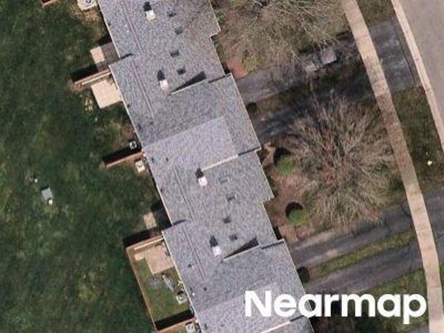 Old Pine Ln