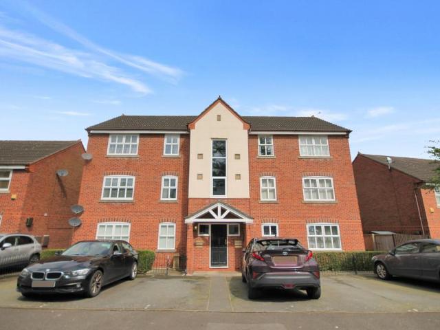 Old Quay Street, Runcorn, WA7 1SG 2 bed ground floor flat to rent £800 pcm £185 pw