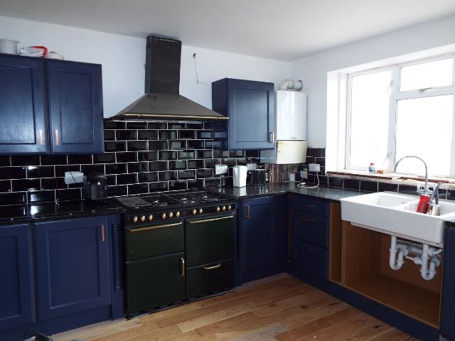 Old Road East, Gravesend DA12, 3 bed property to rent, £1,700 pcm | PrimeLocation