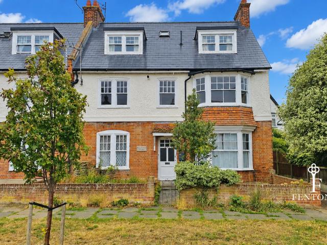 Old Road, Frinton On Sea CO13, 1 bed flat to rent, £800 pcm | PrimeLocation
