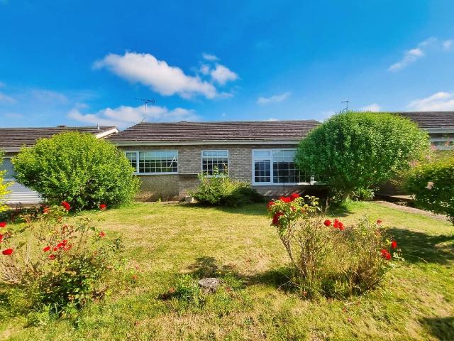 Old Rectory Walk, Capel St Mary IP9, 2 bed detached bungalow to rent, £1,250 pcm | PrimeLocation