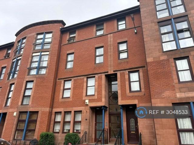 Old Rutherglen Road, Glasgow, G5 4 bed flat to rent £1,650 pcm £381 pw