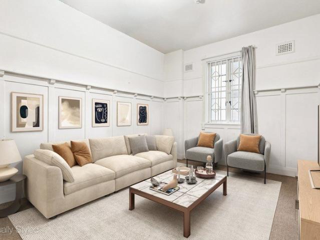 Old World Charm Right on the City's Doorstep
