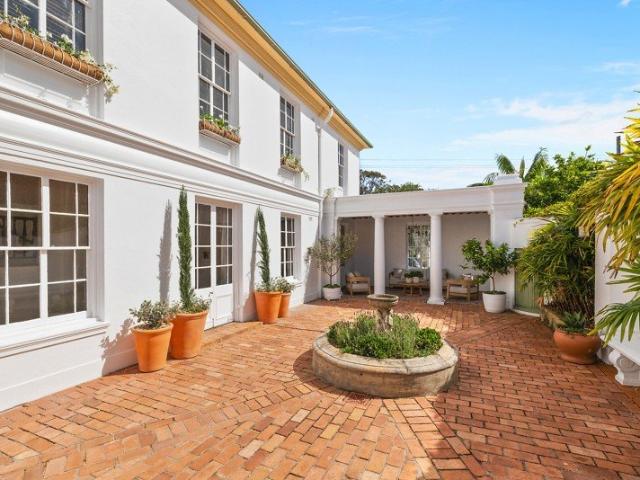 Old world glamour on Eastern Hill