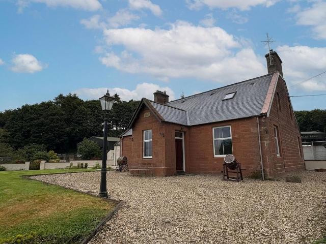Old Walls Farm, Lockerbie, DG11 4 bed detached house to rent £1,500 pcm £346 pw