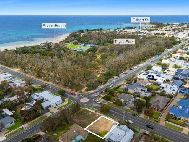 OLD TORQUAY LAND OPPORTUNITY WALK TO THE BEACH
