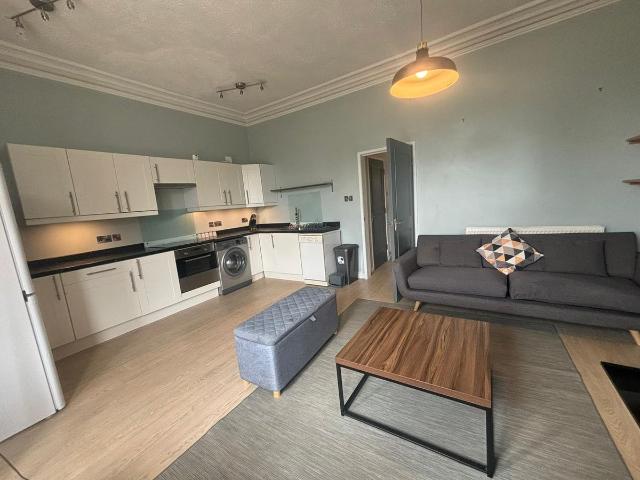 Old Tiverton Road, Exeter EX4, 2 bed flat to rent, £802 pcm | PrimeLocation