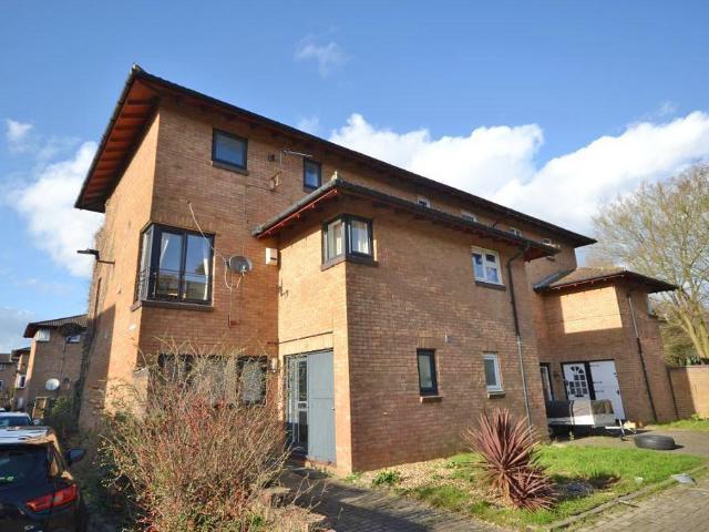 Oldbrook, Milton Keynes MK6 1 bed in a house share to rent £520 pcm £120 pw
