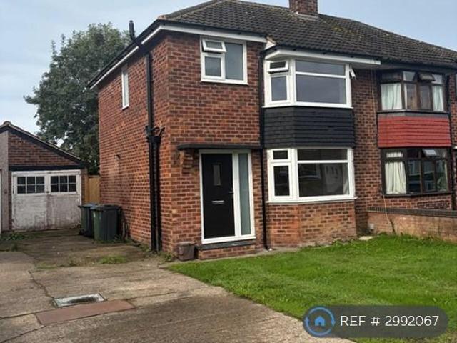 Oldfield Crescent, Chester, CH4 3 bed semi detached house to rent £1,500 pcm £346 pw