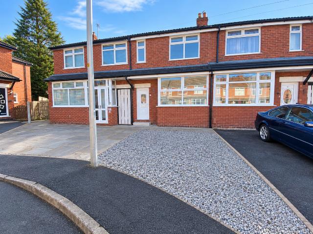 Oldham Avenue, Stockport SK1, 2 bed terraced house to rent, £1,350 pcm | PrimeLocation