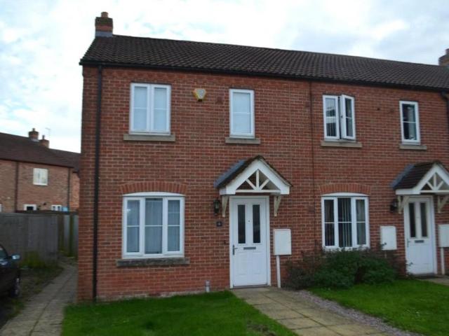 Oldman Close, Boston, PE21 3 bed end of terrace house to rent £800 pcm £185 pw