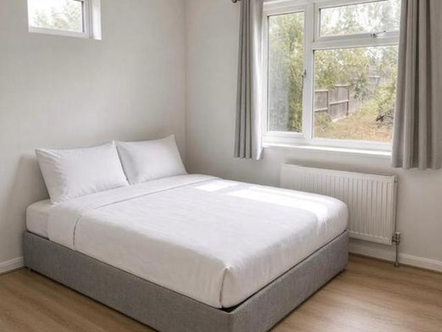 Oldstead Road, Bromley BR1 1 bed in a house share to rent £900 pcm £208 pw